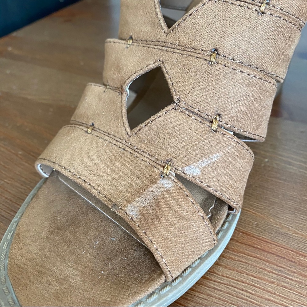 Cute Heels! - Picture 6 of 6